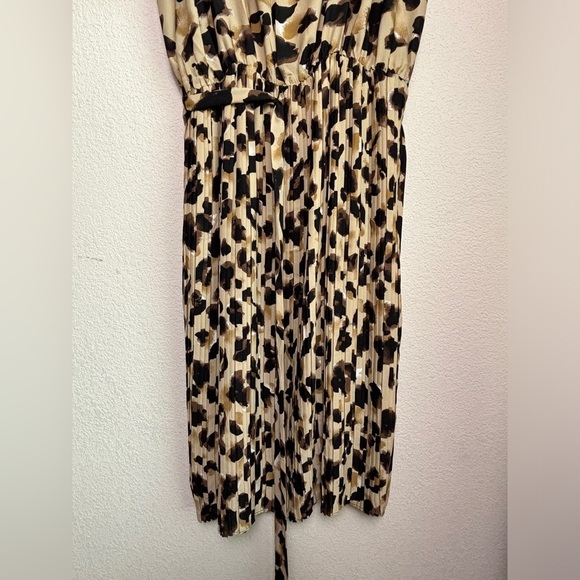 COPY - Ashley Stewart Leopard Animal Print Belted Waist Pleated Chiffon Dress 2… - Picture 6 of 13
